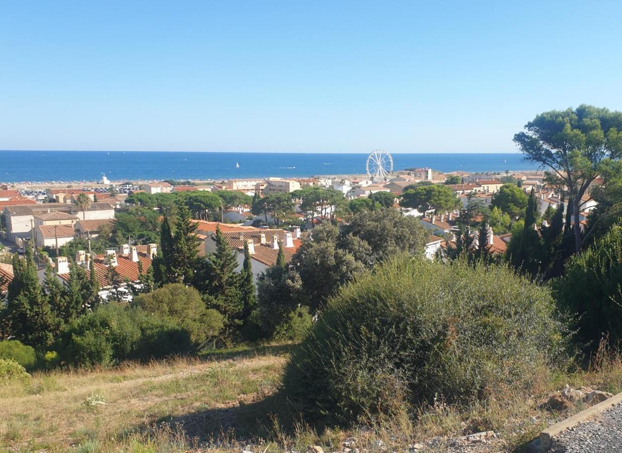 T2 Vue Mer Avec Parking Prive Saint-Pierre-la-Mer  エクステリア 写真
